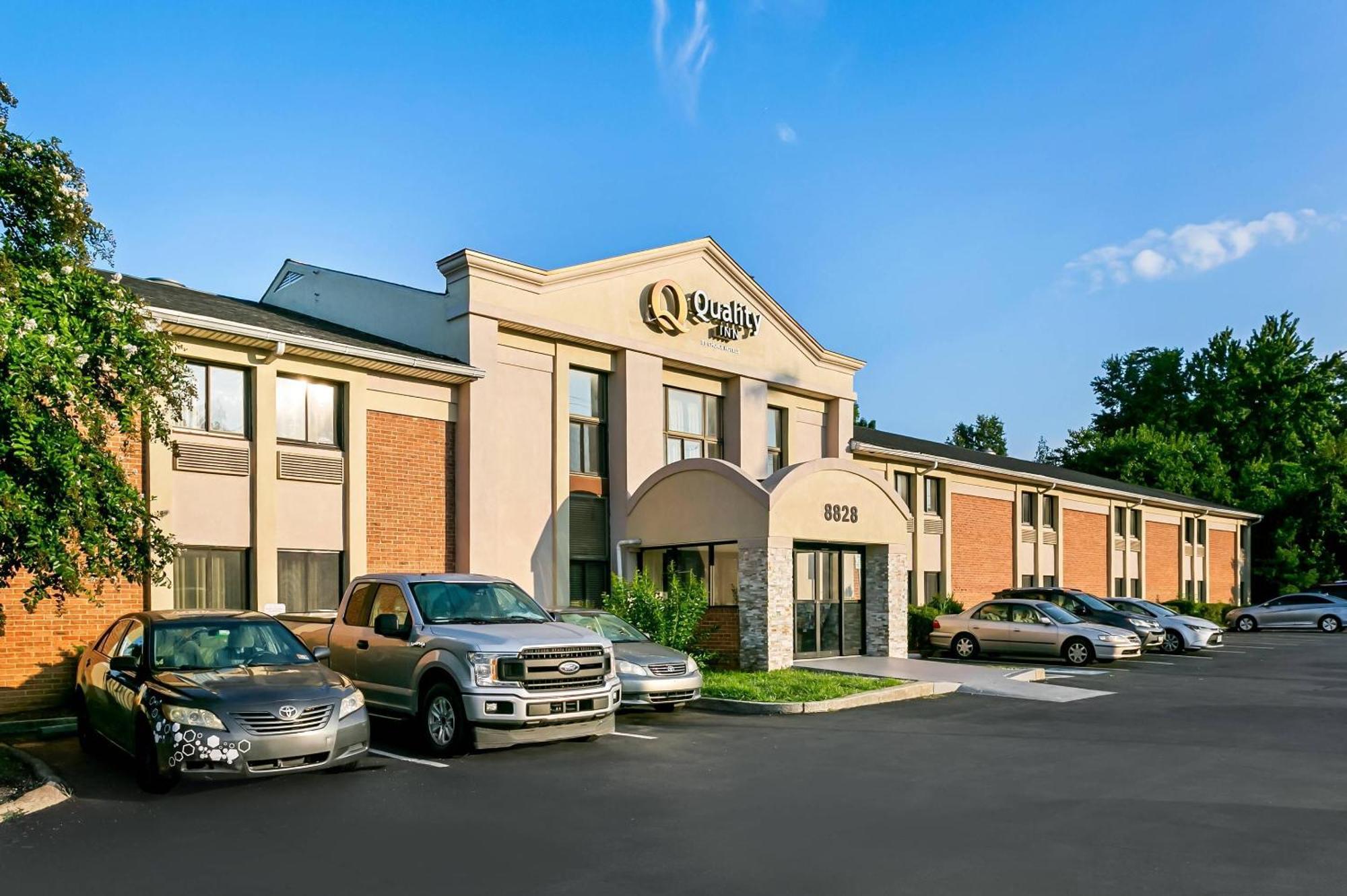 4 Smart Business Hotels Near H T Brown Real Estate Worth Booking