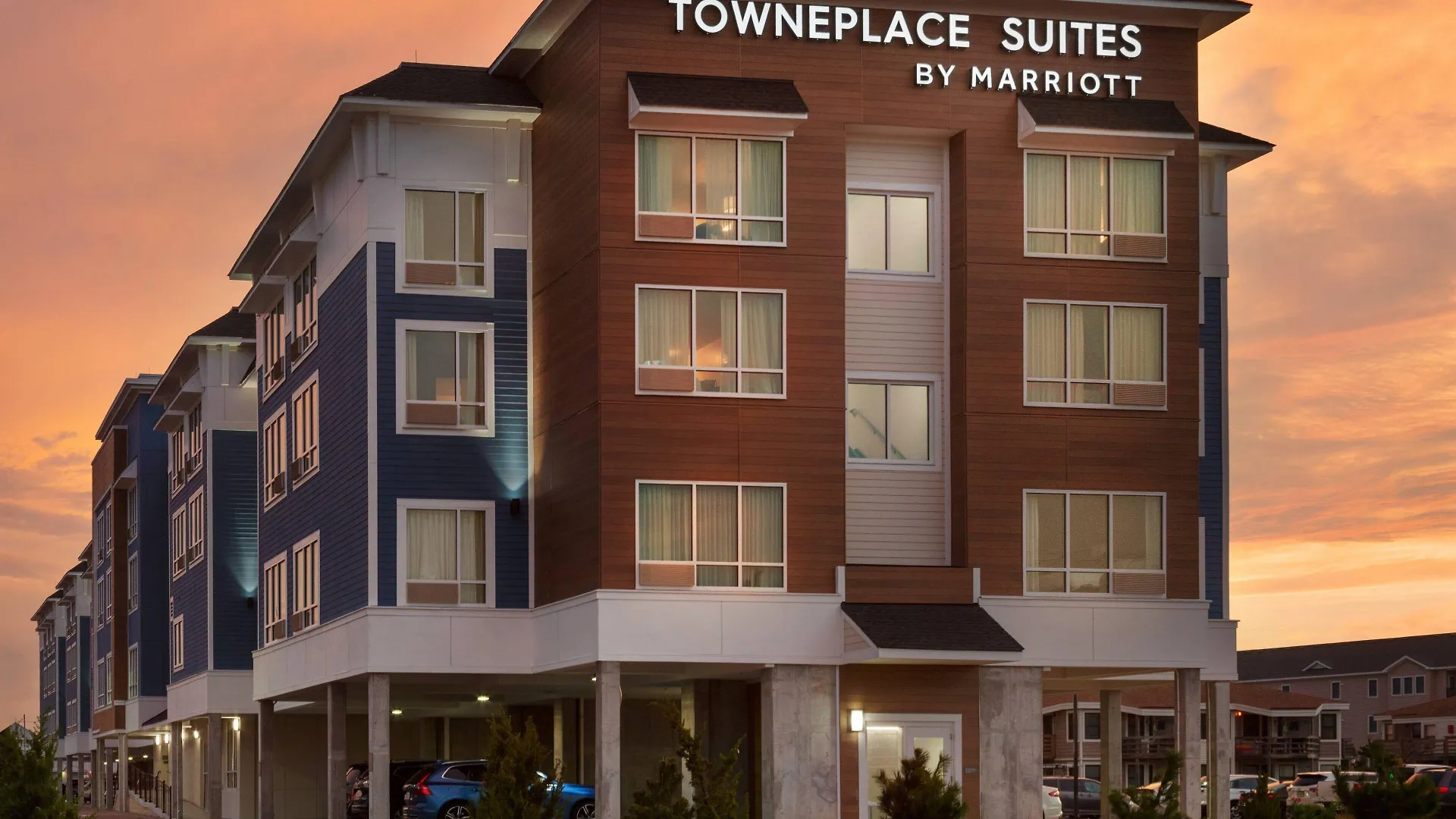 4 Reviewed 3-Star Hotels Close to Elizabethan Gardens