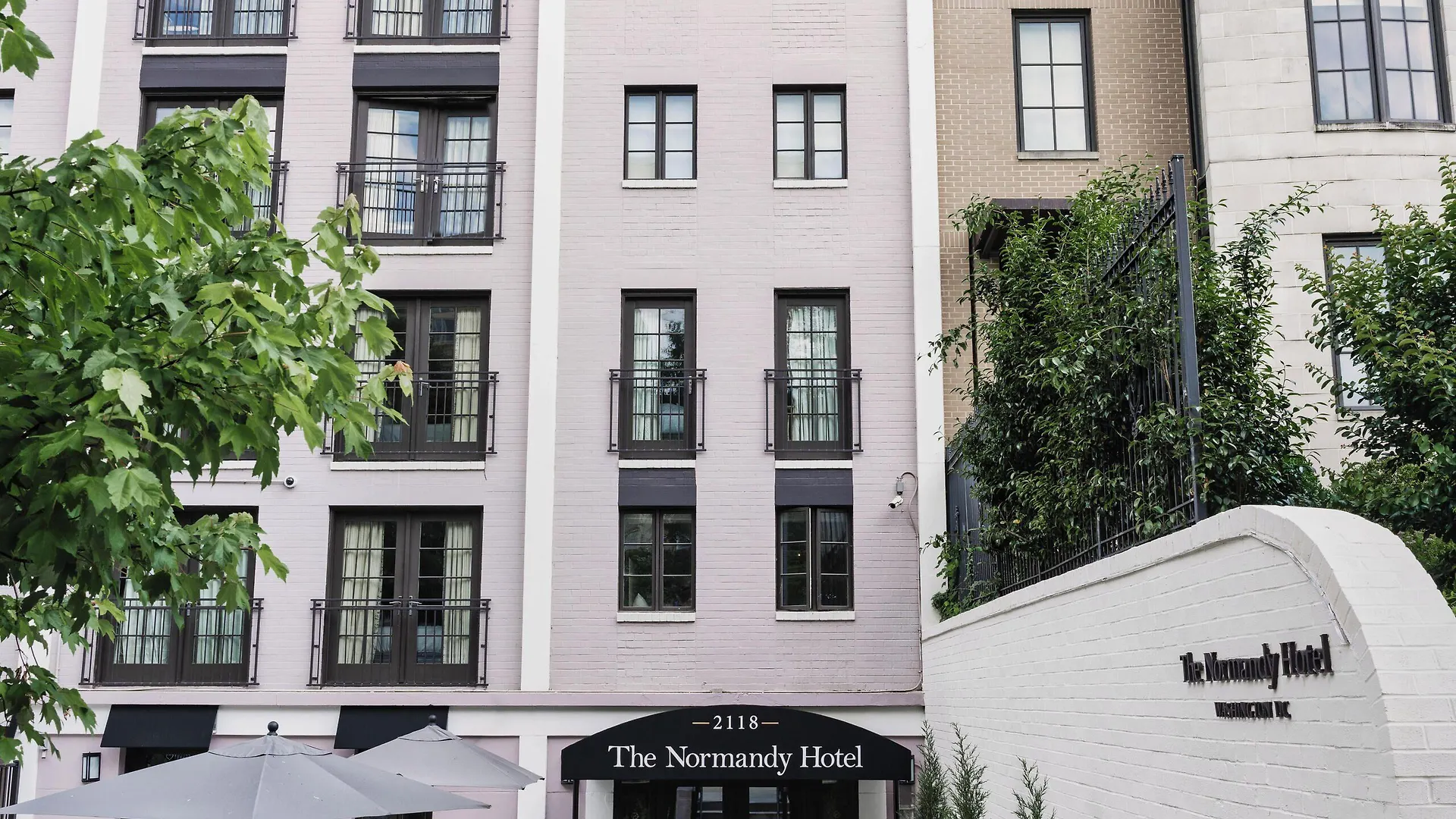 Where to Stay for Work: 15 Best Business Hotels in Northwest DC