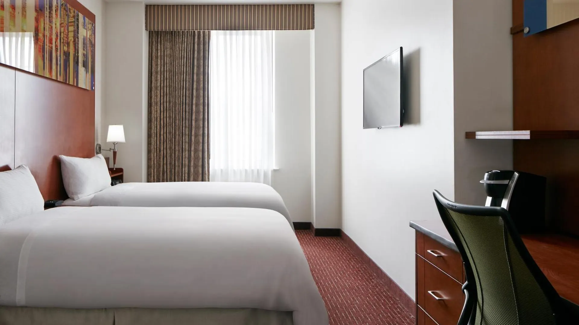 12 Top-Rated Business Hotels in Philadelphia City Center