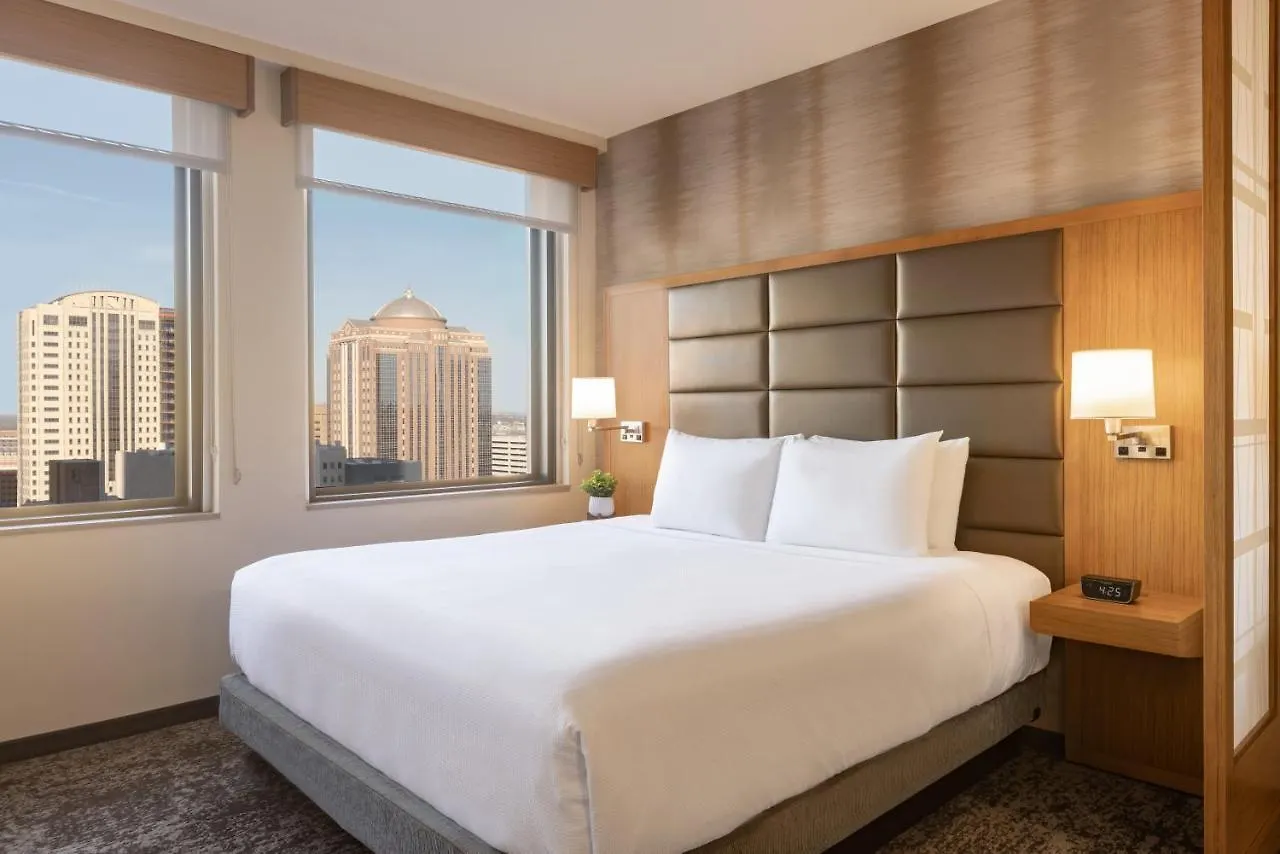 Where to Stay in Downtown Houston: 11 Best Central Hotels