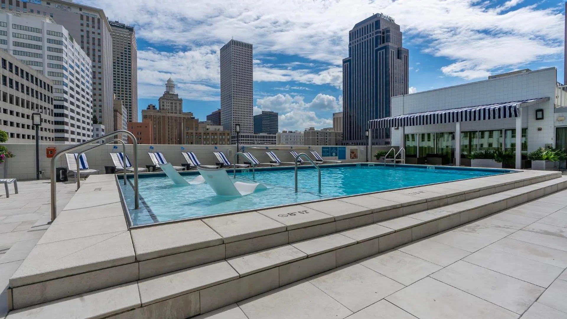 15 Four-Star Hotels in Downtown New Orleans Worth Booking
