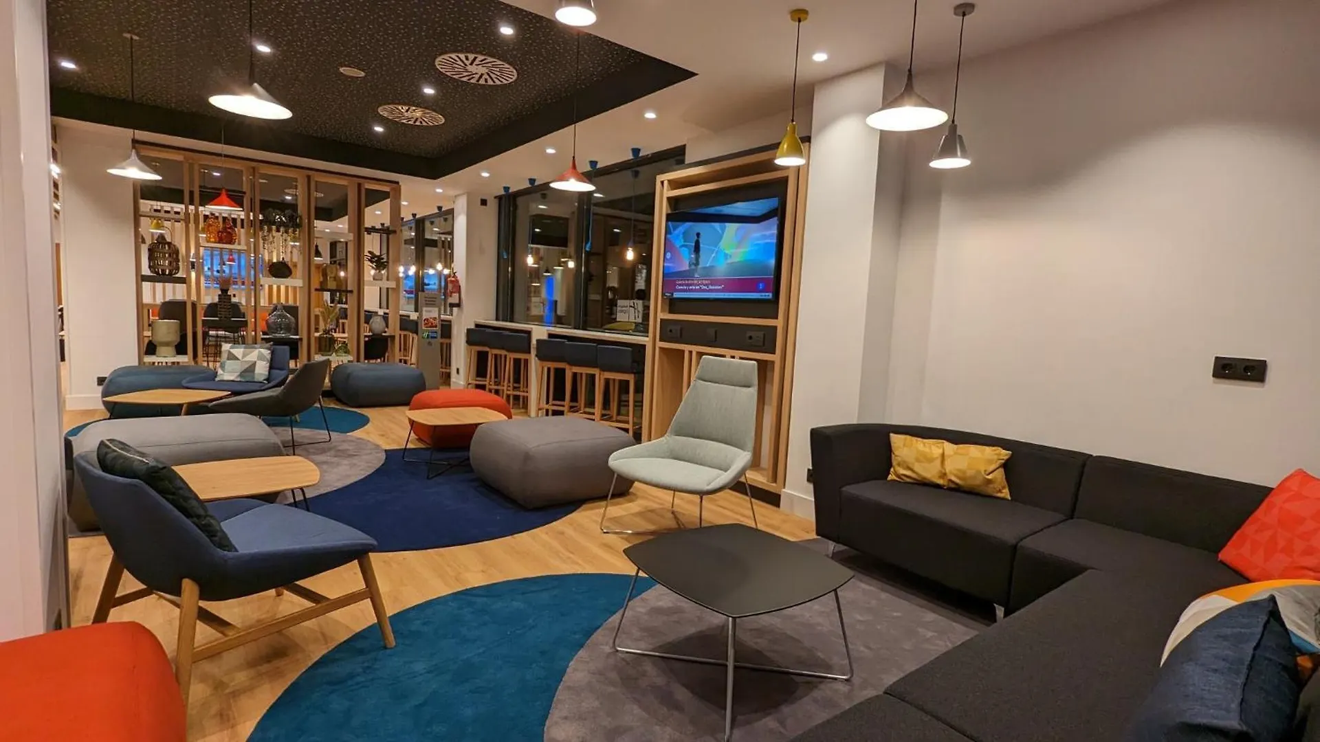 7 Top-Rated Design Hotels Close to Etxebarria Park Bilbao