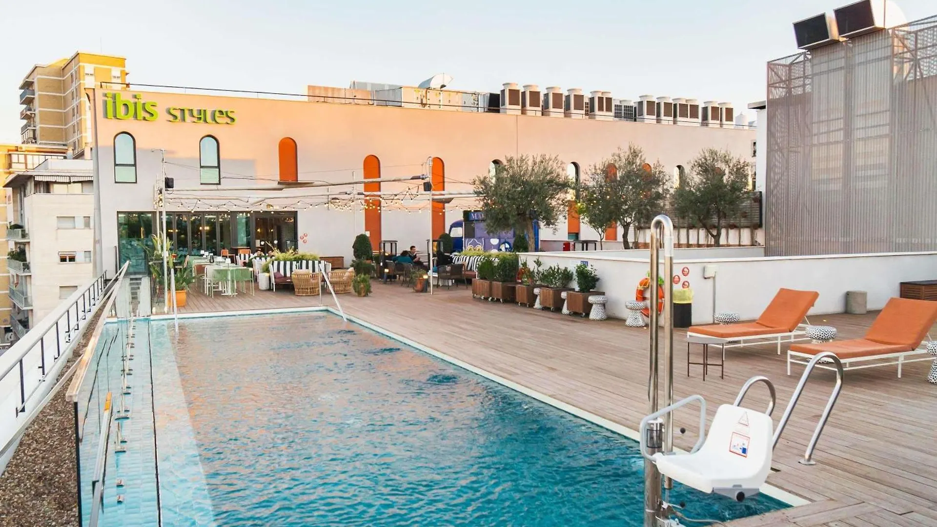 7 Nervión Hotels in Seville With Easy Airport Access