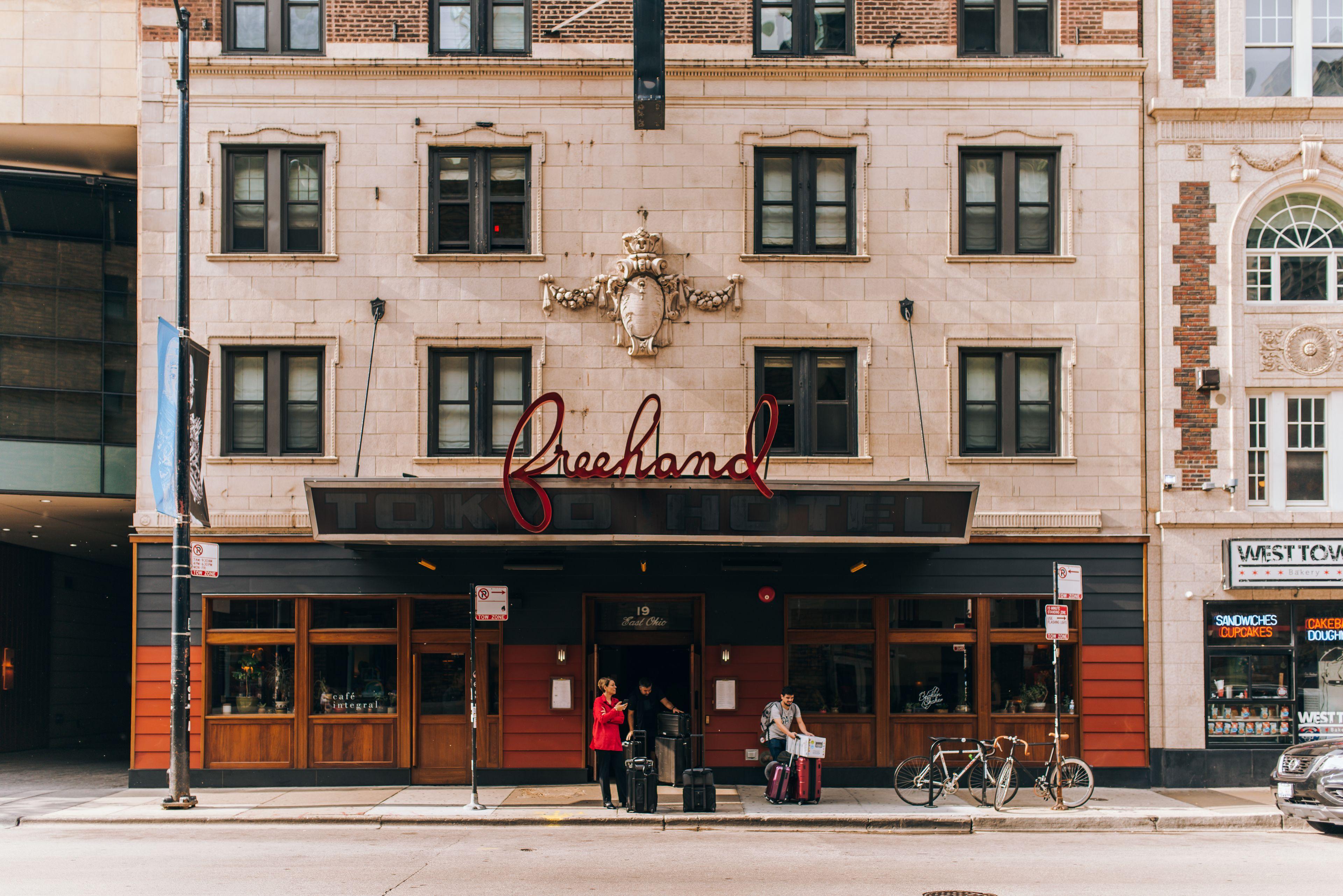 15 Design Hotels in Downtown Chicago That Stand Out