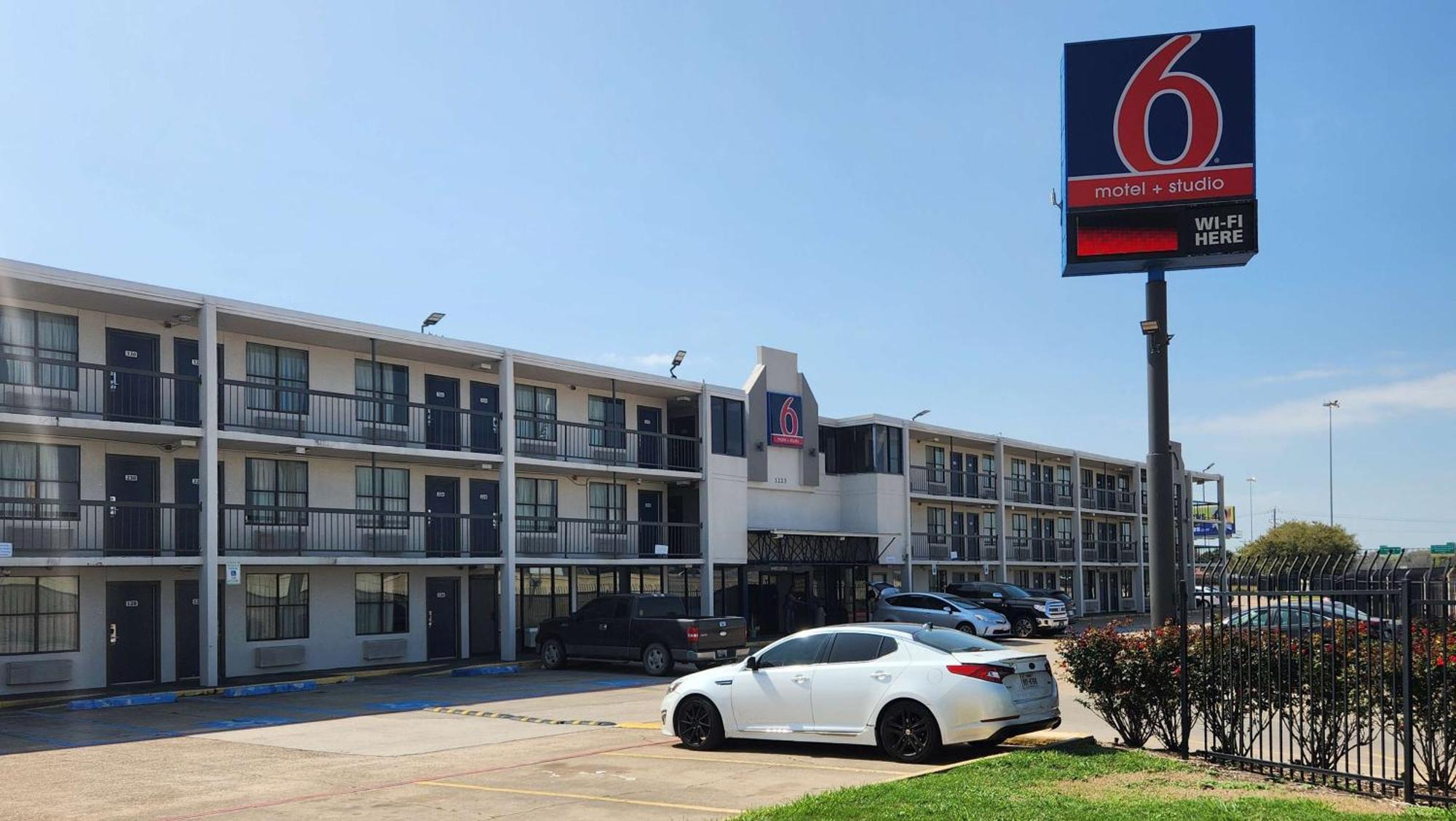 13 Smart 3-Star Hotels in Medical Center Worth Booking